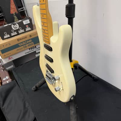 Vintage Washburn G-3V Electric Guitar Made in the USA 1980's image 10