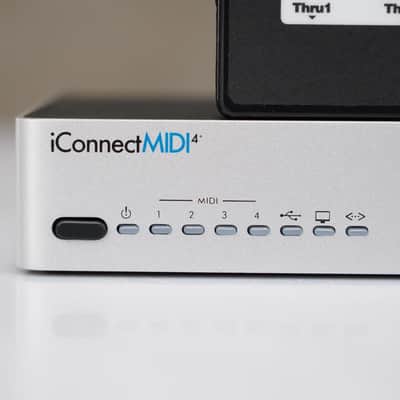Immagine iConnectivity iConnect MIDI 4+ USB Interface w/ MIDI Solutions QuadraThru #58827 - 3