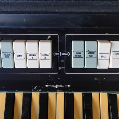 Vintage 1970s Univox Multivox Mx202 String & Bass Synthesizer Analog String Organ Instant Rock Goth Machine String Ensemble Led Zeppelin Cure WOW VIDEO image 5