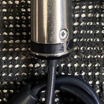 Astatic 810GN Dynamic Cardioid Microphone image 3