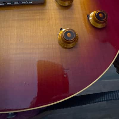 Gibson Les Paul Heritage Series Standard-80 1980 - 1982 - Heritage Cherry Sunburst image 4