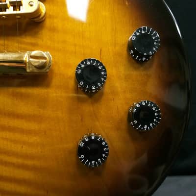 2004 Gibson Les Paul Studio Plus - Desert Burst image 3