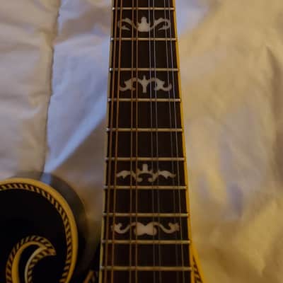 Morgan Monroe MMS-7  Mandolin with case image 7