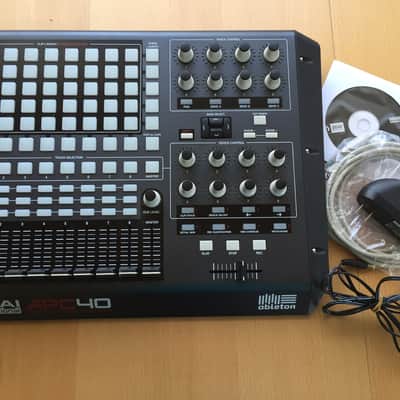 Akai APC40 2010s - Black image 1