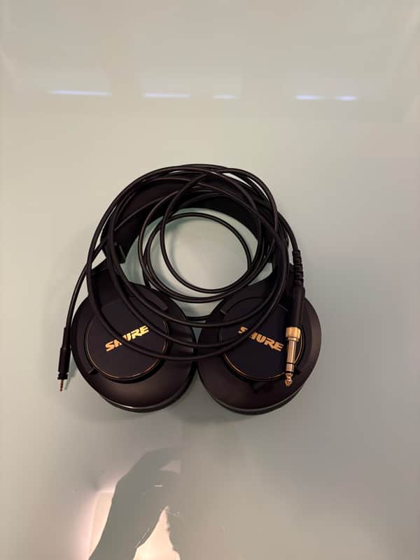 Shure SRH840A Closed Back Headphones 2023 - Present - Black image 1