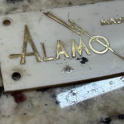Alamo Headstock Truss Rod Cover 60s - White image 4