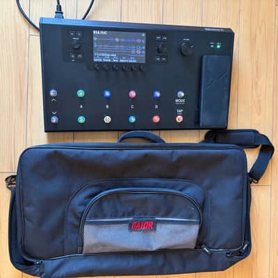 Line 6 Helix LT 2017 with Gator Pedal Board Gig Bag image 4