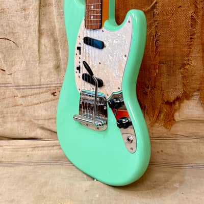 Fender MIJ Traditional 60's Mustang 2017 - Sea Foam Green image 5