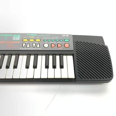 Casio SA-35 / Realistic Concertmate-470 32-Key Portable Synthesizer image 3