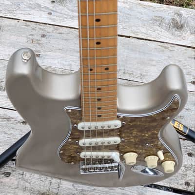 Fender Standard 'Fire Series' Stratocaster Worn Shoreline Gold 1996 Ensenada image 15