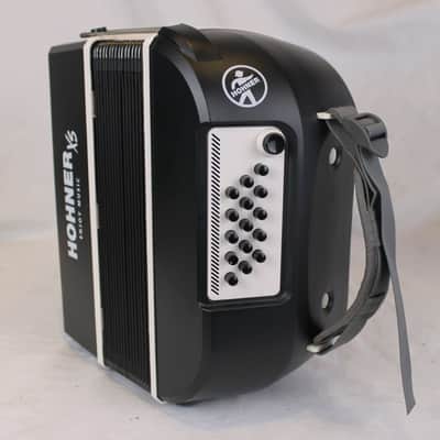 8215 - Dark Grey Hohner XS Adult Piano Accordion M 21 15 image 3