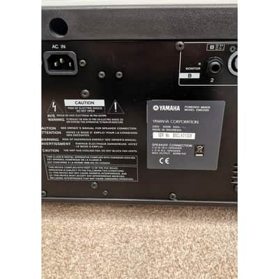 Yamaha EMX212S - Mixer - Black - Very Good image 13