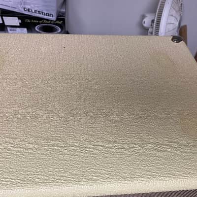 Dr. Z 2x12 cabinet - Cream image 4