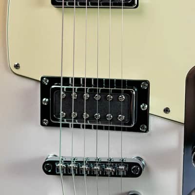 Reverend Flatroc Solidbody Electric Guitar - Venetian Pearl image 10
