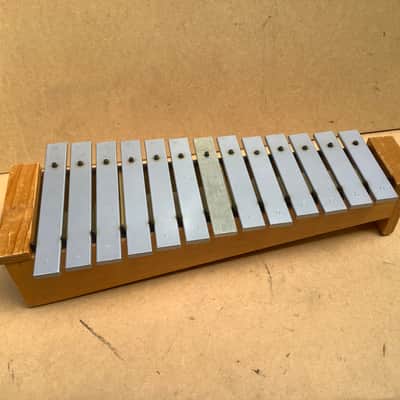 Vintage Studio 49 xylophone SM 2000 Soprano metallophone, diatonic image 2