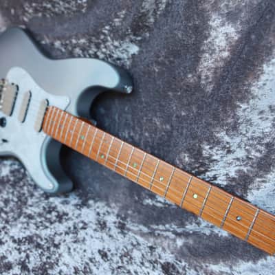 Build to Order GB Liuteria Traditional Strato Vegatrem pearl grey/green image 7
