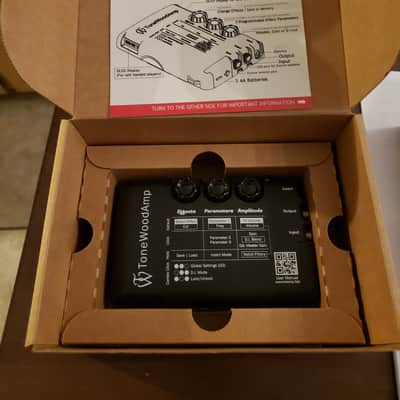 Warwick Alien Acoustic Bass 5 String (B-Stock) + + bonus/Free ToneWood Amp for Acoustic Guitar + bonus/Free Taylor Precision Digital Hygrometer and Thermometer image 18