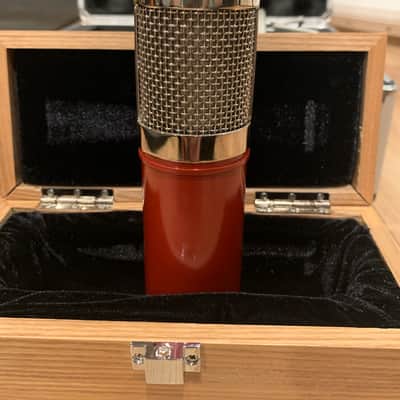 Avantone Pro CK-6 Large Diaphragm Cardioid Condenser Microphone 2011 - Present - Red image 5