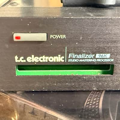 TC Electronic Finalizer 96K with remote! image 8