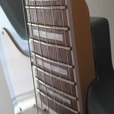 Squier Paranormal Offset Telecaster SJ 2024 - Ice Blue Metallic image 6