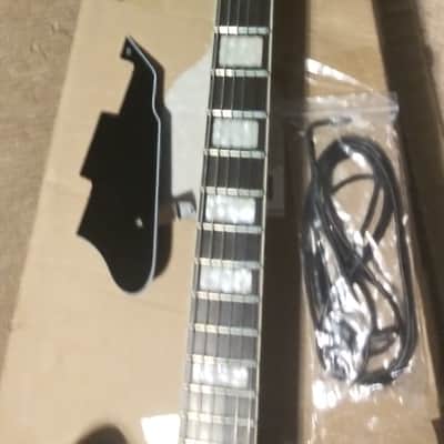GROTE 335 SEMI HOLLOW ELECTRIC GUITAR VINTAGE SUNBURST NICE image 3