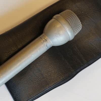 Vintage Electro-Voice RE15 Cardioid Dynamic Microphone 1960 - 1989 - Satin Nickel image 2