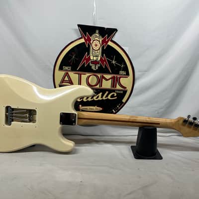 Fender Standard Stratocaster Strat Left Handed Lefty Electric Guitar - Arctic White image 8