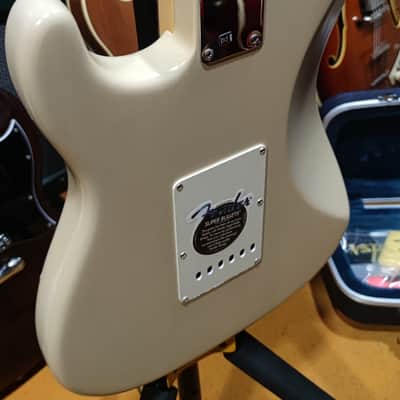Fender Highway One Stratocaster 2006 - 2011 image 4