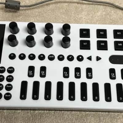 Isla Instruments Kordbot MIDI Controller | Reverb
