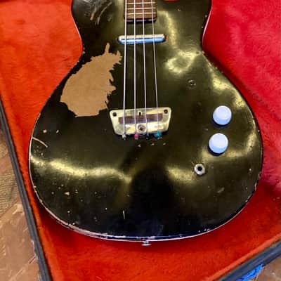 Silvertone 1444 bass guitar c 1960’s Black beauty original vintage USA harmony image 3