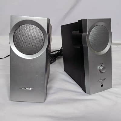 Bose Companion 2 Multimedia Speaker System - 2.1 Channel Computer Speakers image 1