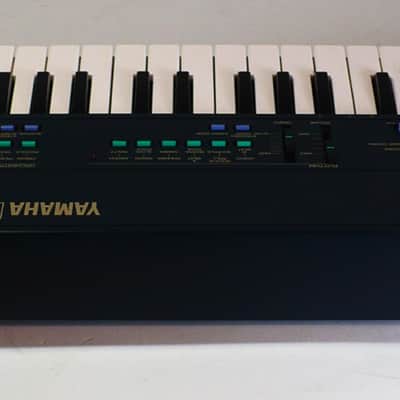 Yamaha PSS-450 PortaSound Synthesizer 1980's - Black image 5