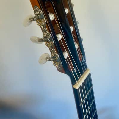 Cuong Classical Guitar 2002 w Barbera Pickup image 9