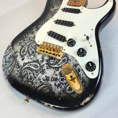 Fender Custom Shop 1957 Stratocaster, Time Machine Series, Heavy Relic, Gold Hardware, Black Paisley, w/HSC image 7