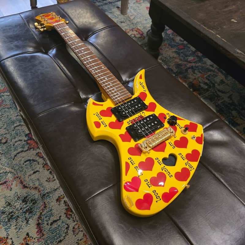 2006 Fernandes Burny YH-JR - Hide Signature Model - Yellow Heart