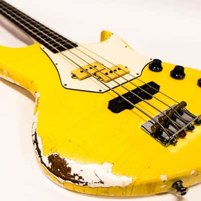 1984 Vintage Hamer Cruise 4 String Electric Jazz Bass Guitar - Aged White image 9