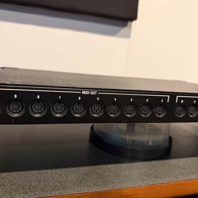 Digidesign Avid Midi Module image 7