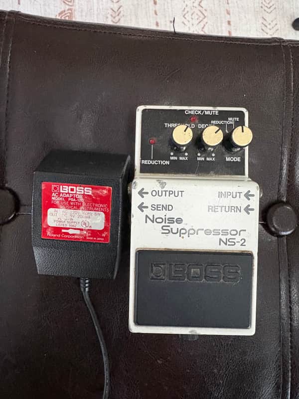 Boss NS-2 Noise Suppressor (Silver Label) 1989 - Present - White