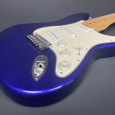 Fender Standard Stratocaster MIM Midnight Blue Maple Neck 2000 w/ Fender Tweed Hard Case image 21