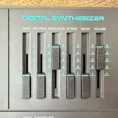 Yamaha PSS-370 Synthesizer 1987 - Black image 2