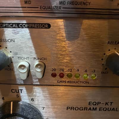 Focusrite TrakMaster Class A Vocal Mic Pre, EQ, Compressor Channel Strip W HI-Z image 6