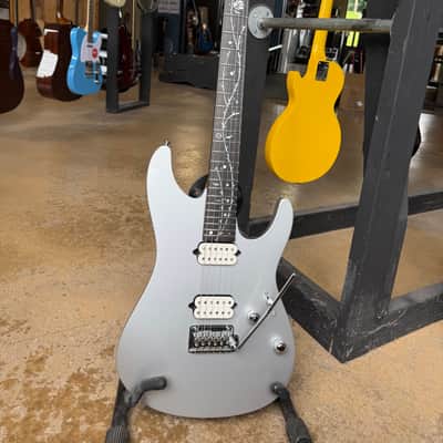 Ibanez TOD10-CSV Tim Henson Signature 2022 - Present - Classic Silver image 2