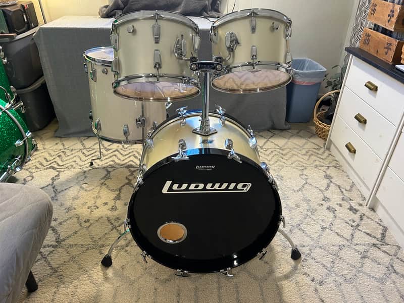 Ludwig Hollywood/Big Beat 1979 - Pearl White image 1
