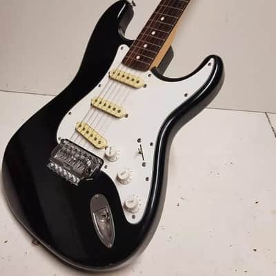 1987 SQUIER by FENDER STRATOCASTER JAPAN image 4