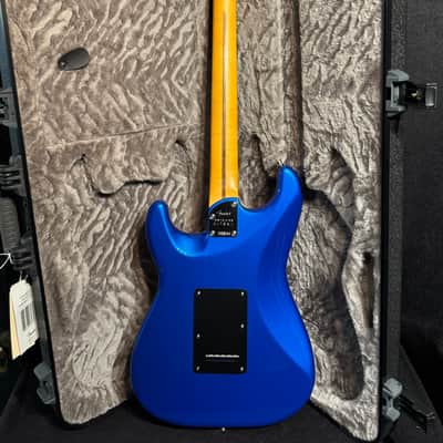2024 Fender American Ultra II Stratocaster image 2