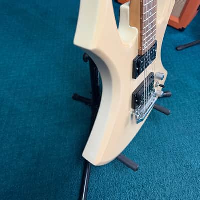 B.C. Rich Virgin VG1 Electric Guitar image 6