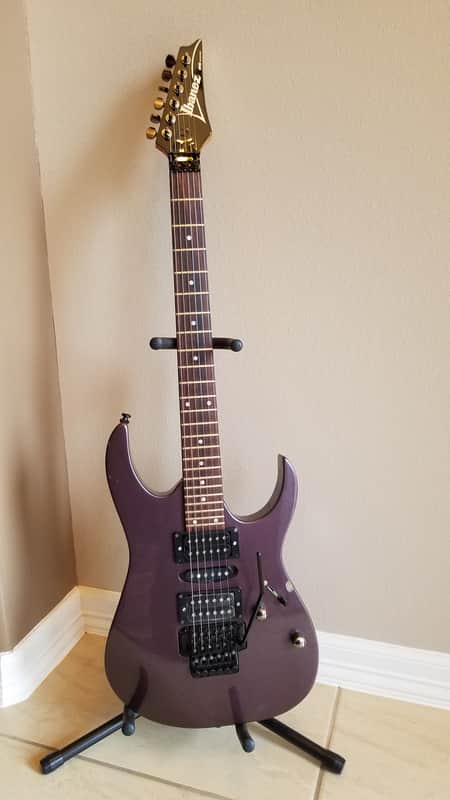 Ibanez RG470 vintage floyd rose 1997 HSH shredder purple with case