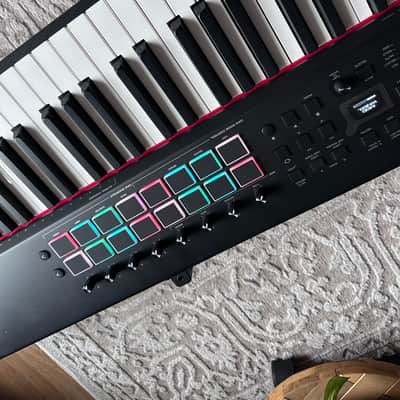 Like new M-Audio Hammer 88 Pro MIDI Keyboard Controller 2021 - Present - Black image 3