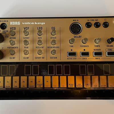 Korg Volca Keys Analog Loop Synthesizer 2013 - Present - Gold/Black