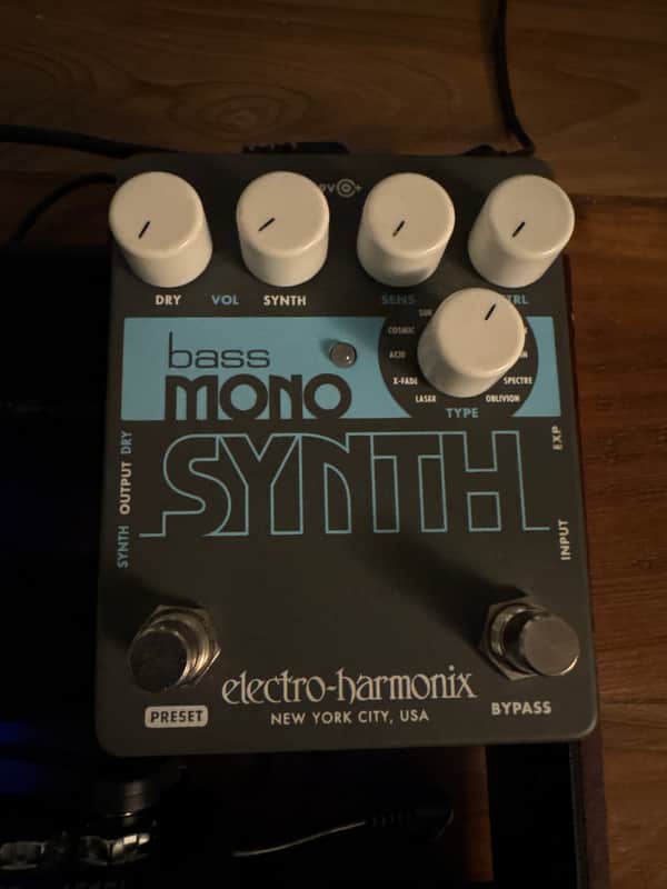 Electro-Harmonix Bass Mono Synth